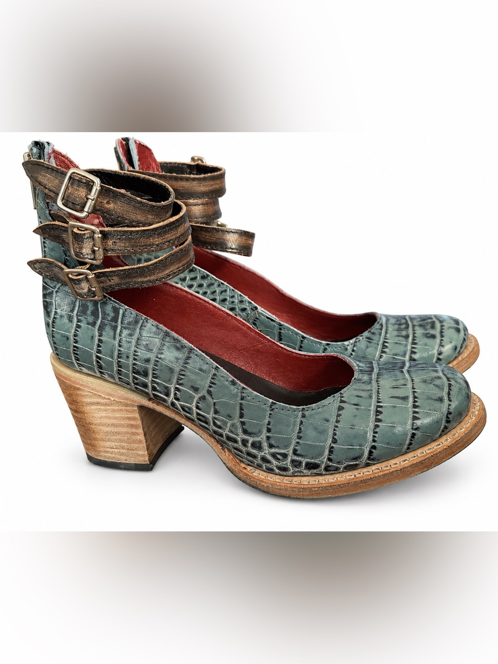 Freebird by Steven Randi Croc Embossed Leather Heels Teal Blue Size 7 BNWOT